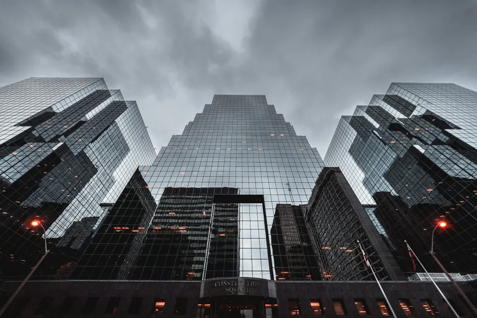Meridian Corporate Tower — interior view 2